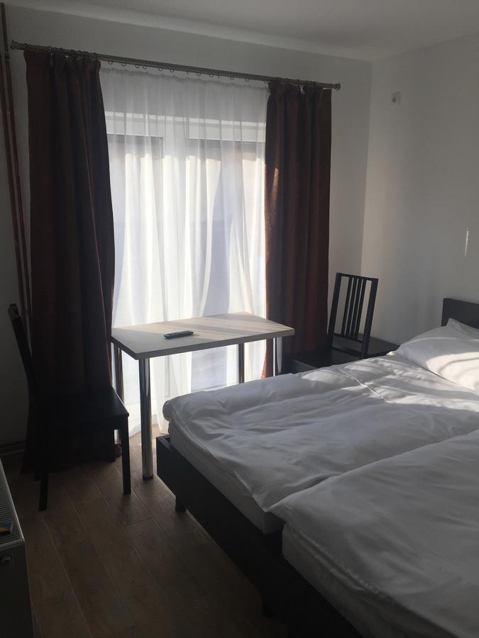 Mini-Hotel Megora Rahó Kültér fotó